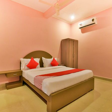 Oyo 15836 Pleasure River Front Resort Tuem Ngoại thất bức ảnh