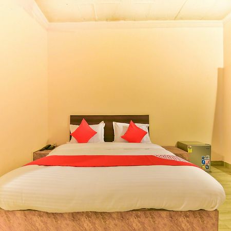 Oyo 15836 Pleasure River Front Resort Tuem Ngoại thất bức ảnh