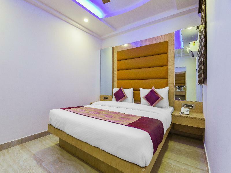 Oyo 15836 Pleasure River Front Resort Tuem Ngoại thất bức ảnh